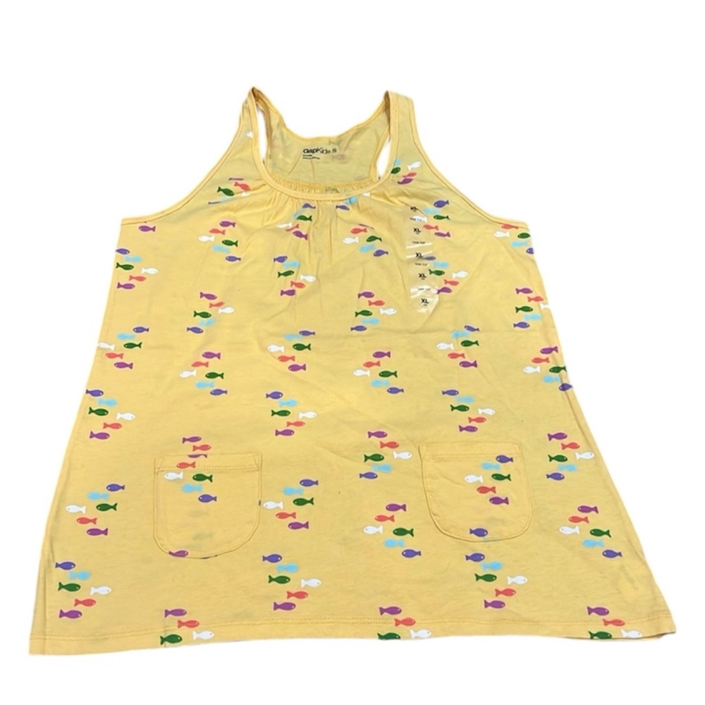 Girls top size XL (12)